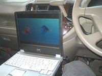 車内でノートパソコンを使う
